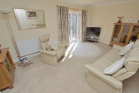 5 Brookside Place, Woodhall Spa, LN10 6AD