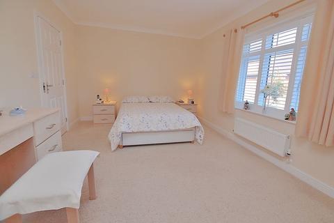 5 Brookside Place, Woodhall Spa, LN10 6AD