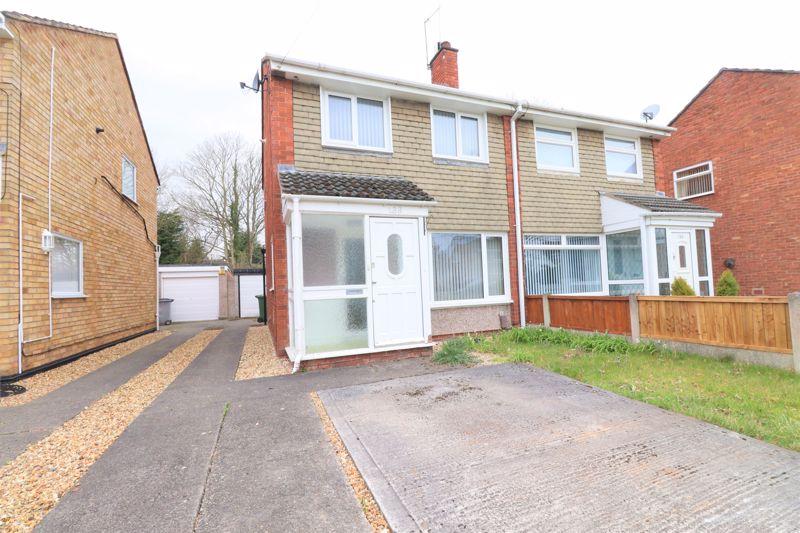 Sutherland Drive, Eastham 3 bed semidetached house £215,000