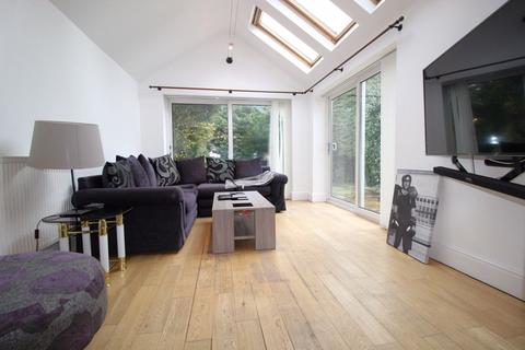 29 Mount Road, Higher Bebington, Wirral, CH63 5PG