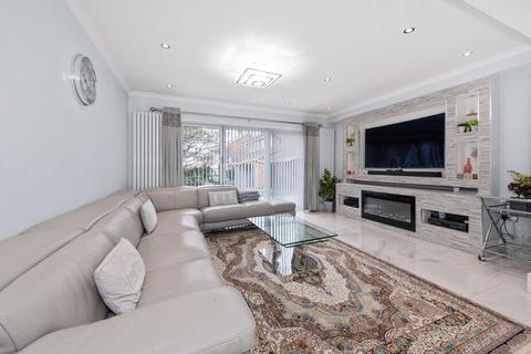 19 Foxbury Close, Luton, LU2 7BQ