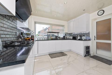 19 Foxbury Close, Luton, LU2 7BQ