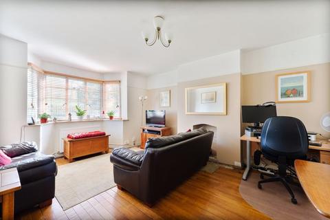 2 bedroom ground floor flat for sale - West Street Lane, Carshalton