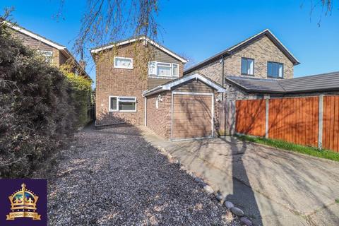 4 bedroom detached house for sale, The Sorrells, Benfleet