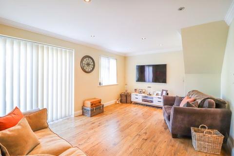 4 bedroom detached house for sale, The Sorrells, Benfleet