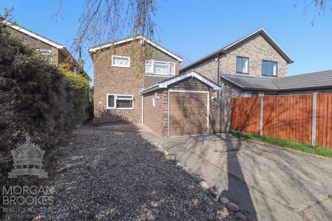 4 bedroom detached house for sale, The Sorrells, Benfleet