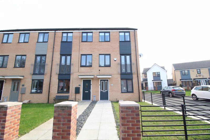 St. Aloysius View, Hebburn 3 bed terraced house £175,000