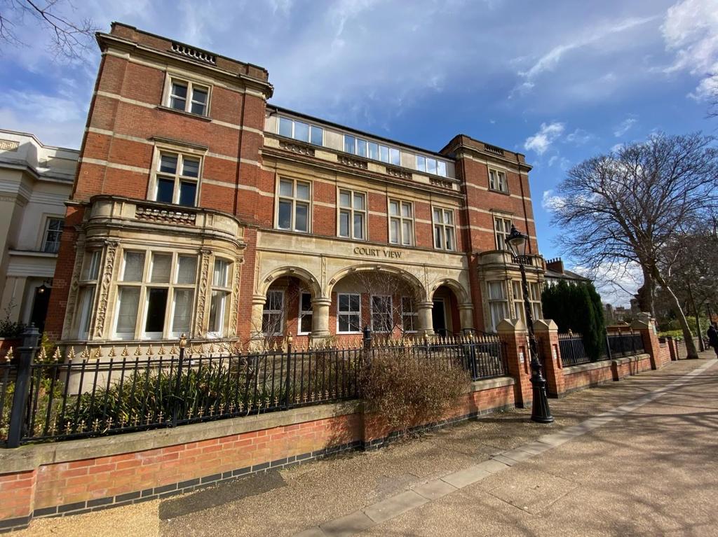 Court View, 70 New Walk, Leicester 1 bed apartment £650 pcm (£150 pw)