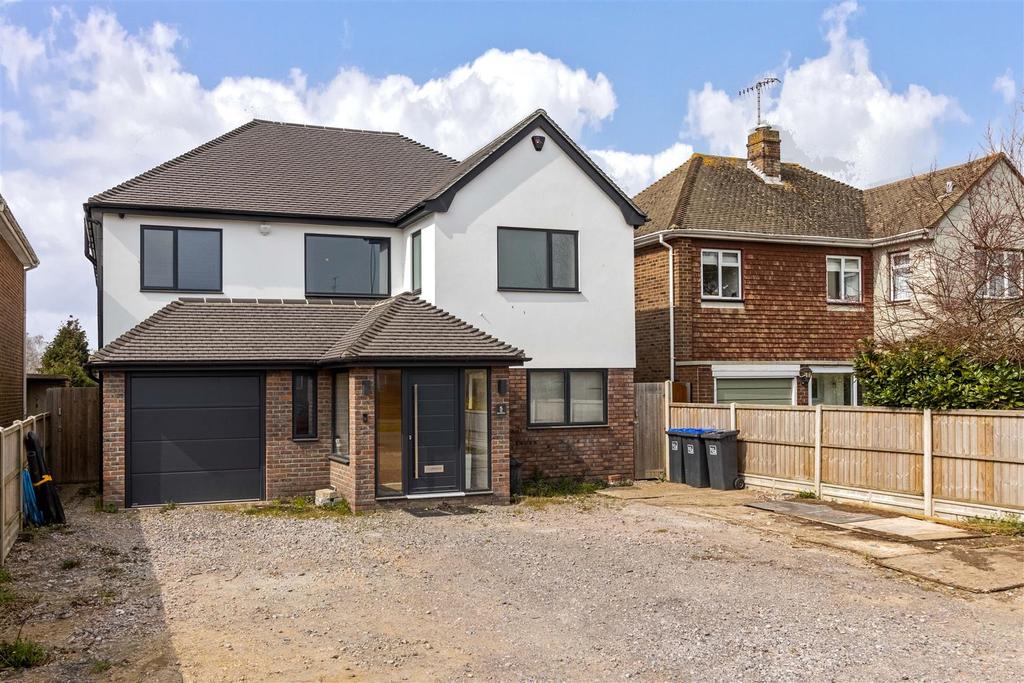The Boulevard, Worthing 4 bed detached house £600,000