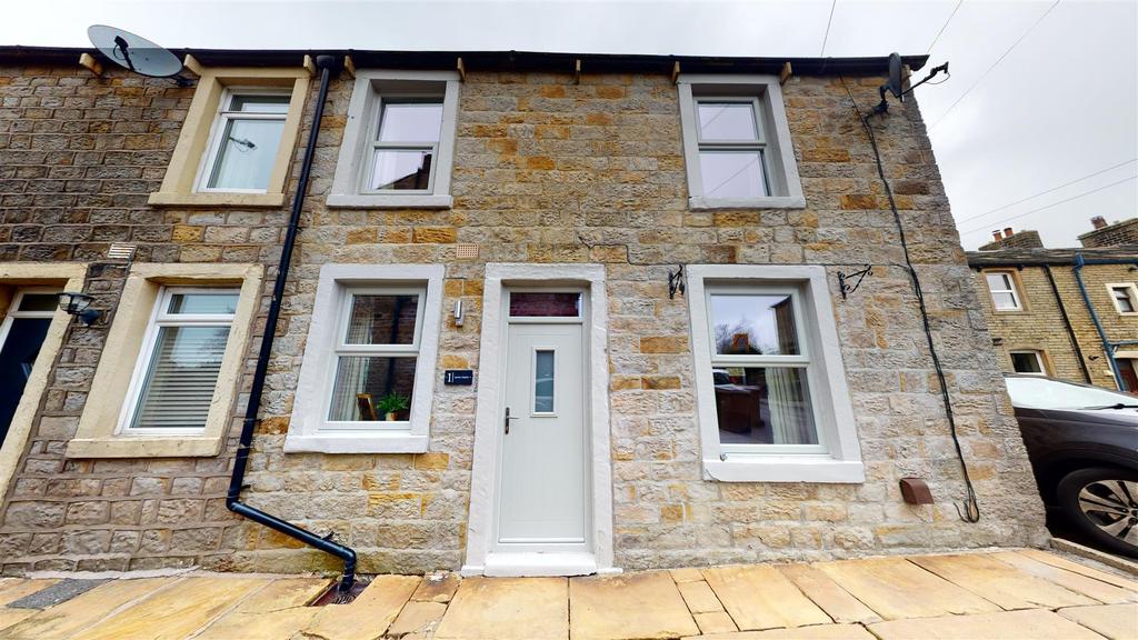 Unity Street, Kelbrook, Barnoldswick 3 bed end of terrace house for