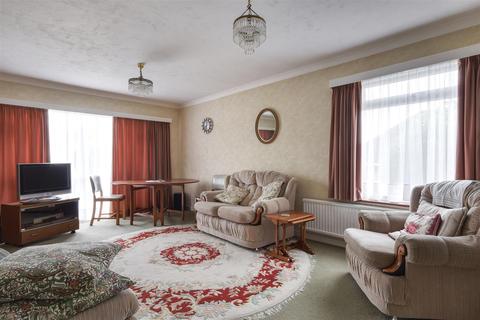7 Saltdean Way, Bexhill-on-sea, TN39 3SS