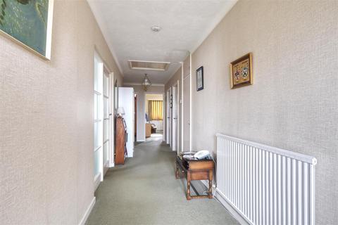 7 Saltdean Way, Bexhill-on-sea, TN39 3SS
