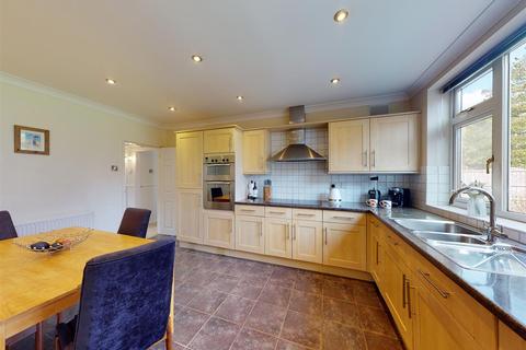 47 Jervis Crescent, Sutton Coldfield, B74 4PN