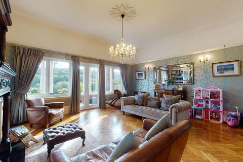 4, Kearsney Court Alkham Road, Temple Ewell, Dover, CT16 3EB
