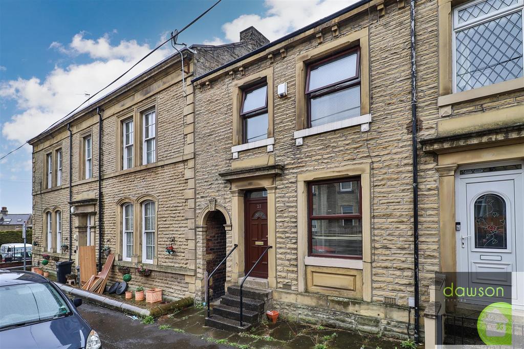 Catherine Street, Elland 4 bed terraced house £145,000