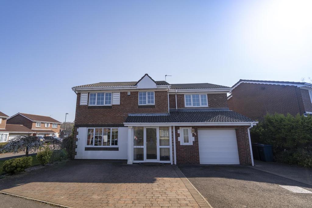 Winslow Close.-02.jpg