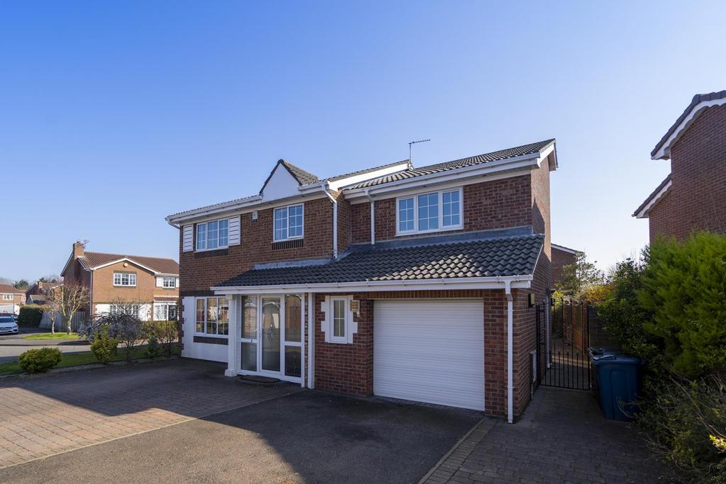 Winslow Close.-01.jpg