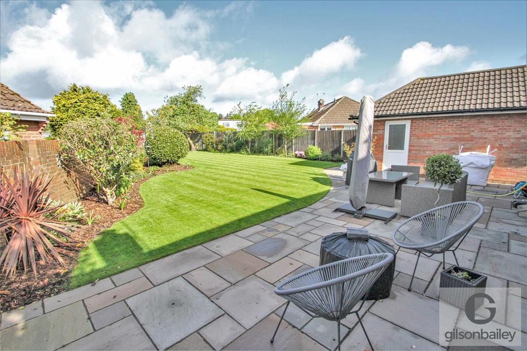 Drayton Wood Road, Hellesdon, Norwich 3 bed detached bungalow £350,000