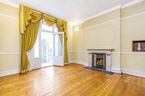 6 bedroom end of terrace house for sale - Oxford Road, London