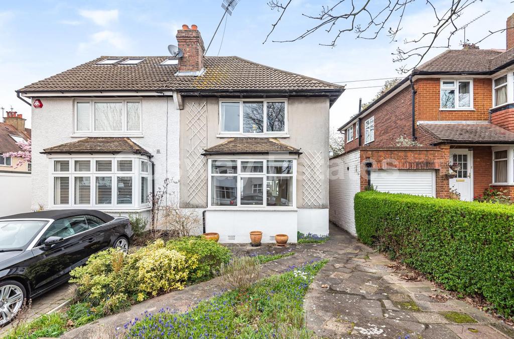 Milton Road, Mill Hill 2 bed semi-detached house - £650,000