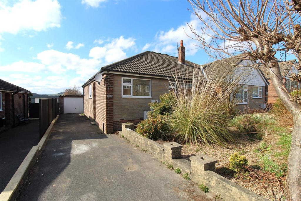 Rowley Drive, Fenay Bridge... 3 bed semidetached bungalow £850 pcm