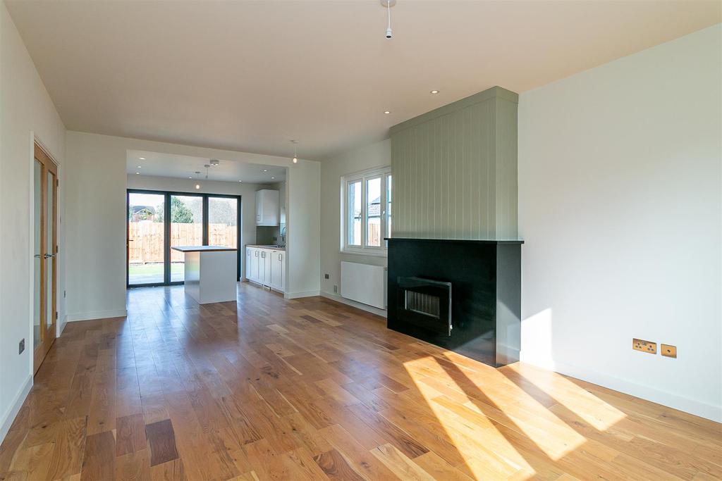 House Lane, Arlesey 3 bed detached bungalow £450,000