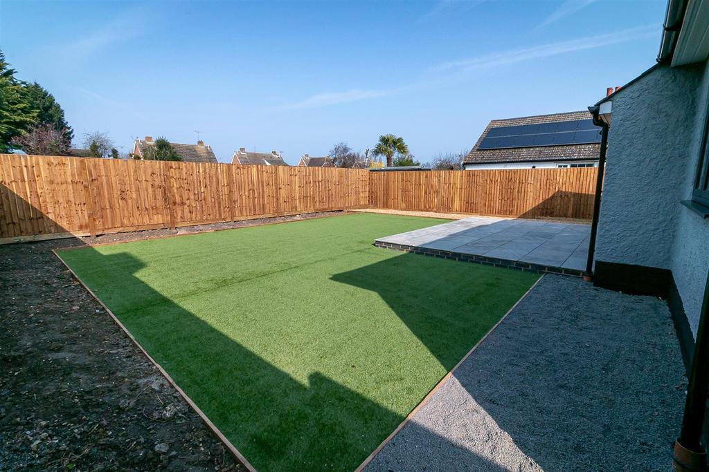 House Lane, Arlesey 3 bed detached bungalow £450,000