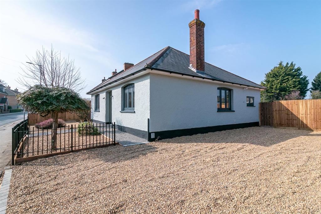 41 House Lane Arlesey Externals-9.jpg