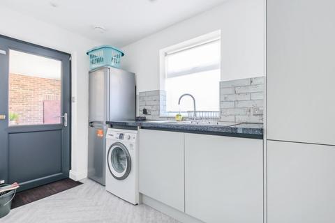19 Rownhams Lane, North Baddesley, Southampton, SO52 9GE