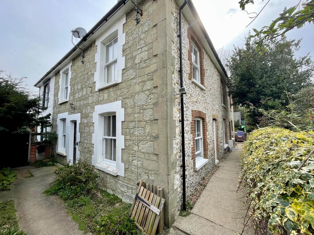Marlborough Road, Ventnor 3 bed terraced house for sale £265,000