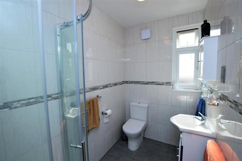 4 bedroom detached house for sale - Cromwell Road, Hounslow