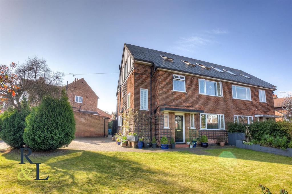 Trevor Road, West Bridgford, Nottingham 5 bed semidetached house £