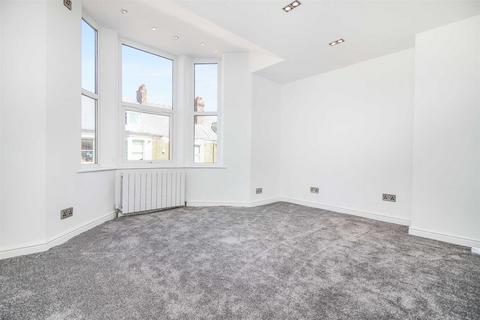 4 bedroom maisonette for sale, Forsyth Road, Jesmond