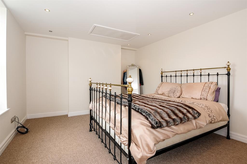 Bedroom.jpg