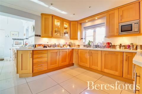 5 Emneth Acre, Maldon, CM9 6EY