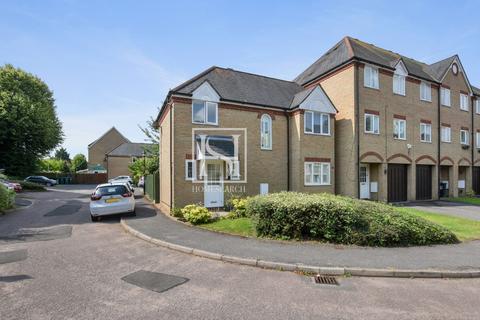 3 bedroom house for sale, Norbury Avenue, Watford