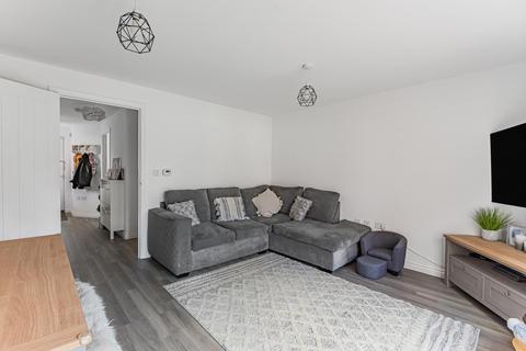 72 Diamond Drive, Didcot, OX11 6FH