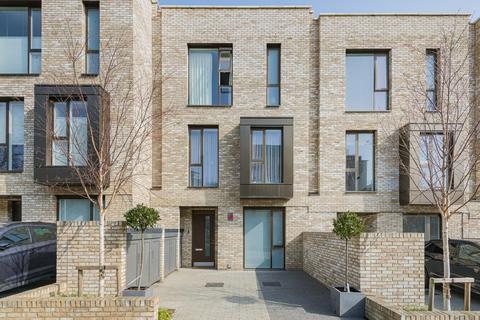 3 Exeter Place, London, SE26 6AB