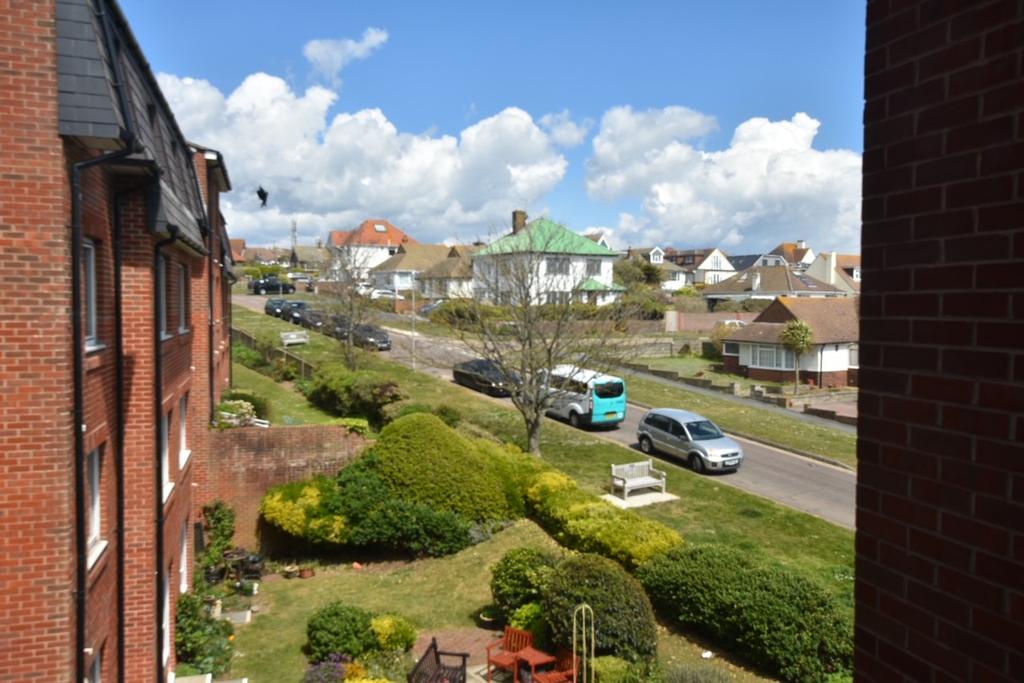Longridge Avenue, Saltdean BN2 1 bed retirement property £79,950