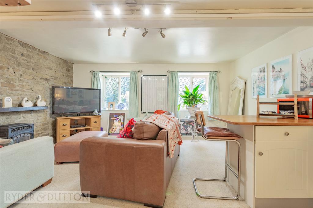 Cottage Lounge Area: