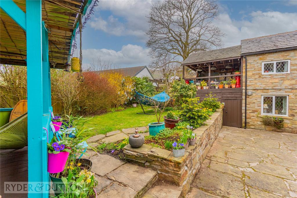 Patio &amp; Lawns: