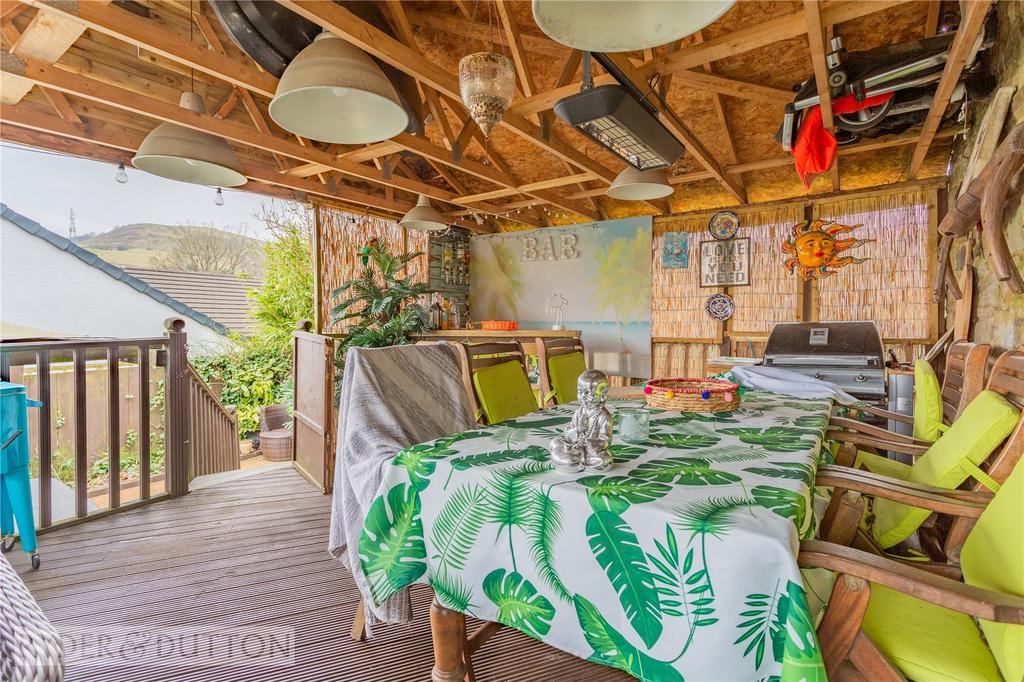 Roof Terrace:
