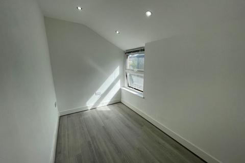 112b Cowley Mill Road, Uxbridge, UB8 2QB