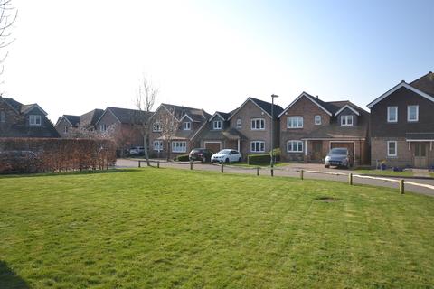 6 Deans Close, Fontwell, Arundel, BN18 0SJ