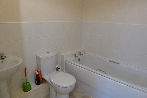 2 bedroom flat to rent, Gray Road, Ashbrooke, Sunderland, SR2