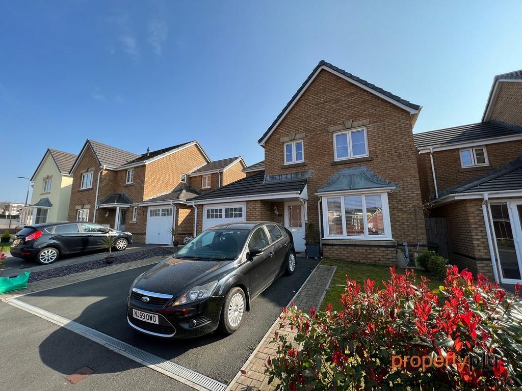 Worcester Court Tonyrefail Tonyrefail 3 bed detached house £289,950