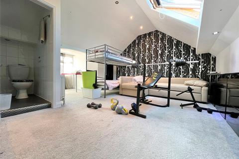 6 Carlton Range, Manchester, M18 7LS
