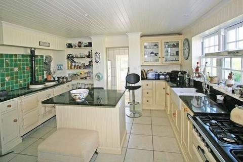 5 bedroom detached house for sale - Mannez, Alderney GY9