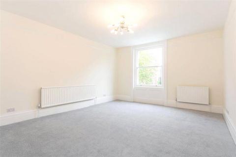 4 bedroom apartment to rent, Finchley Road, St. John's Wood, London, NW8