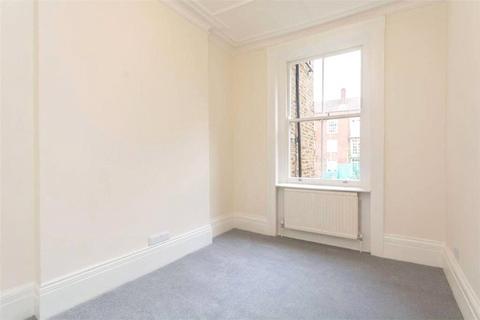 4 bedroom apartment to rent, Finchley Road, St. John's Wood, London, NW8